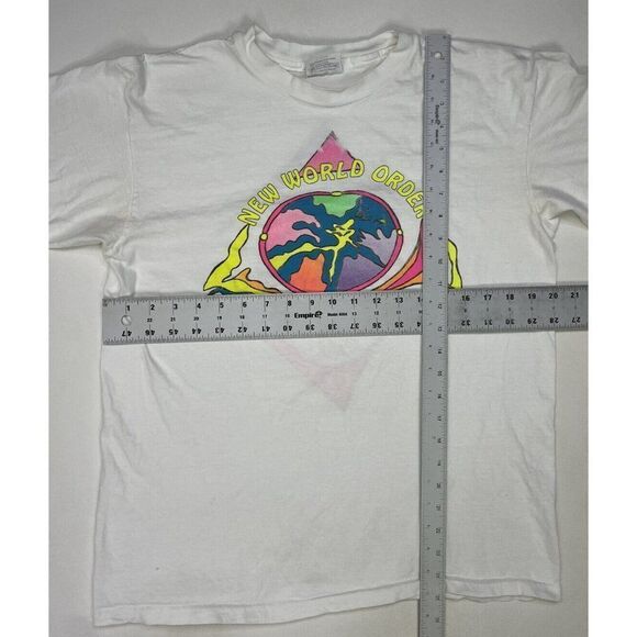 VINTAGE New World Order Transformation T-shirt Women Medium 90s Single Stitch - Picture 9 of 9